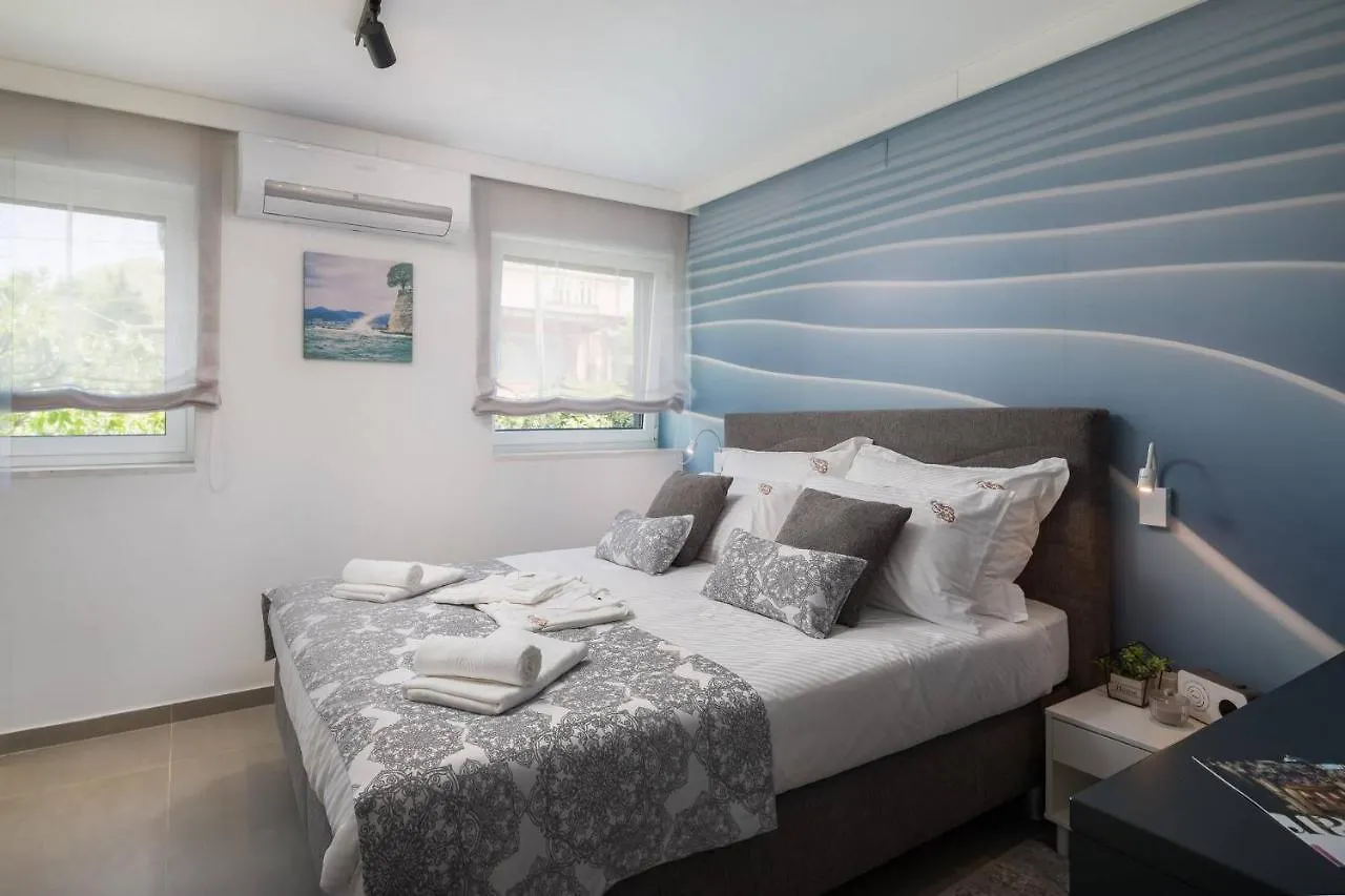 Magnificent Villa Scorpaena With Heated Swimming P Zadar