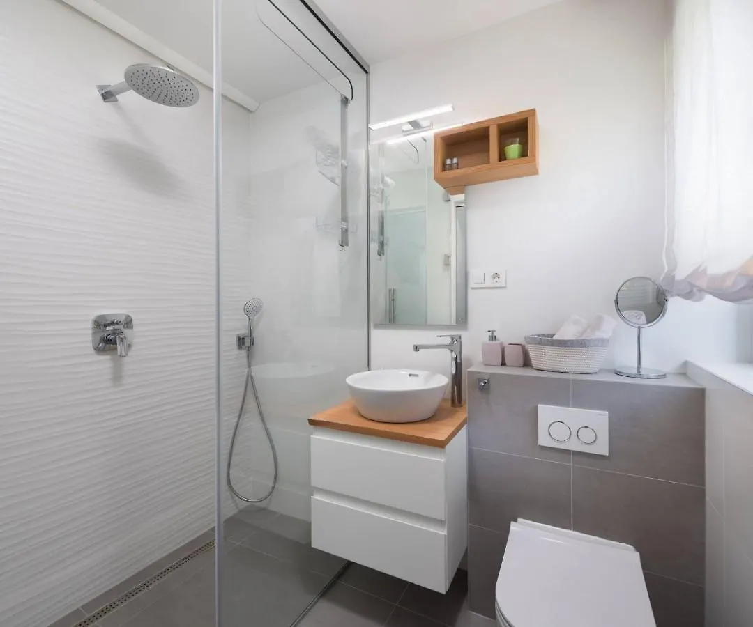 Magnificent Villa Scorpaena With Heated Swimming P Zadar Croatia